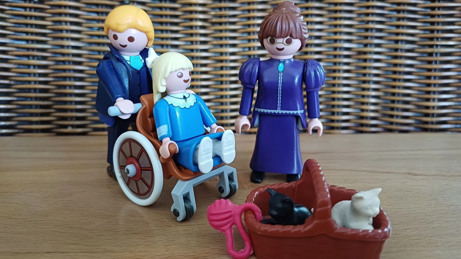 Clara and the Playmobil Kittens (Heidi) – photo 2